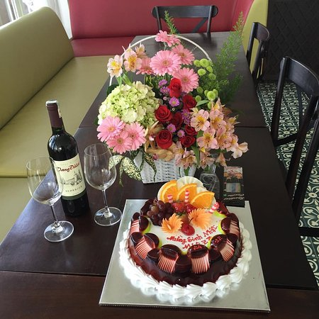 Top 30+ hình ảnh hoa và bánh sinh nhật đẹp nhất cho buổi tiệc sinh ...