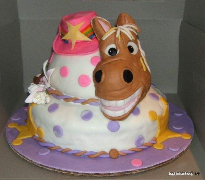 Tuyển tập 9 mẫu bánh sinh nhật hình con ngựa tuổi Ngọđẹp dễ thương 
